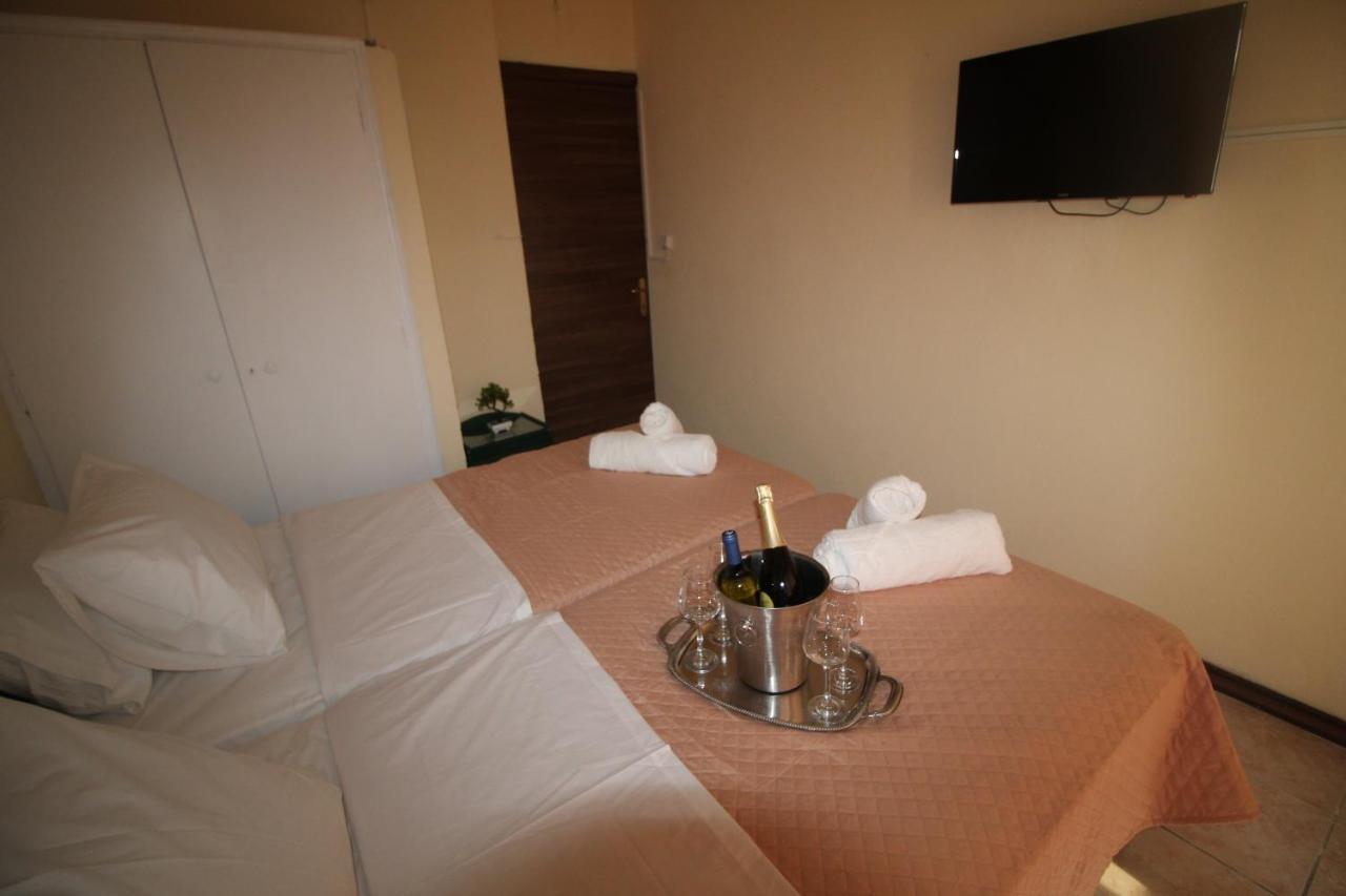 Batis Breeze B&B Perama (Corfu)