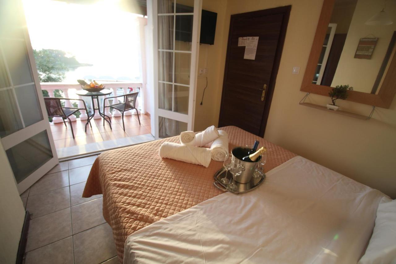 Batis Breeze B&B