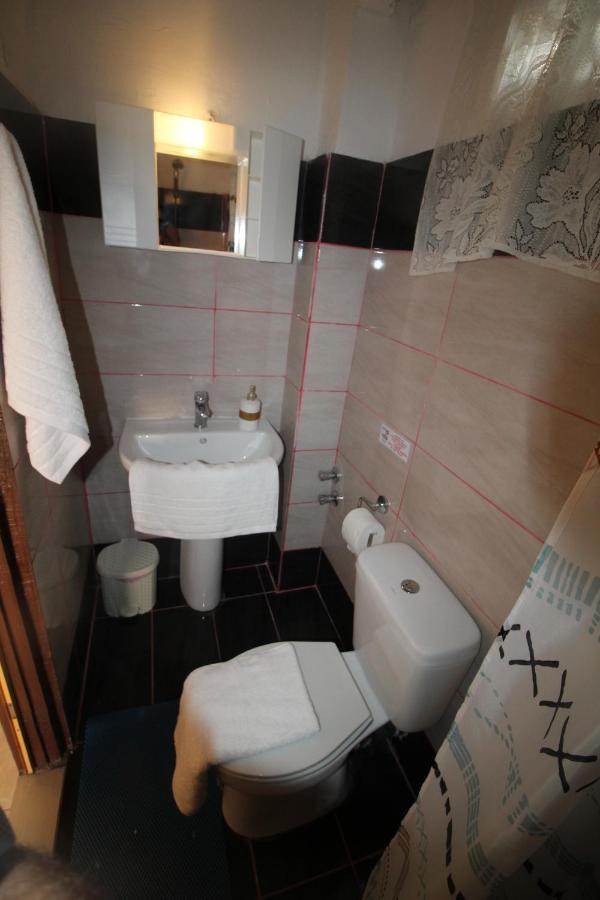 Batis Breeze B&B