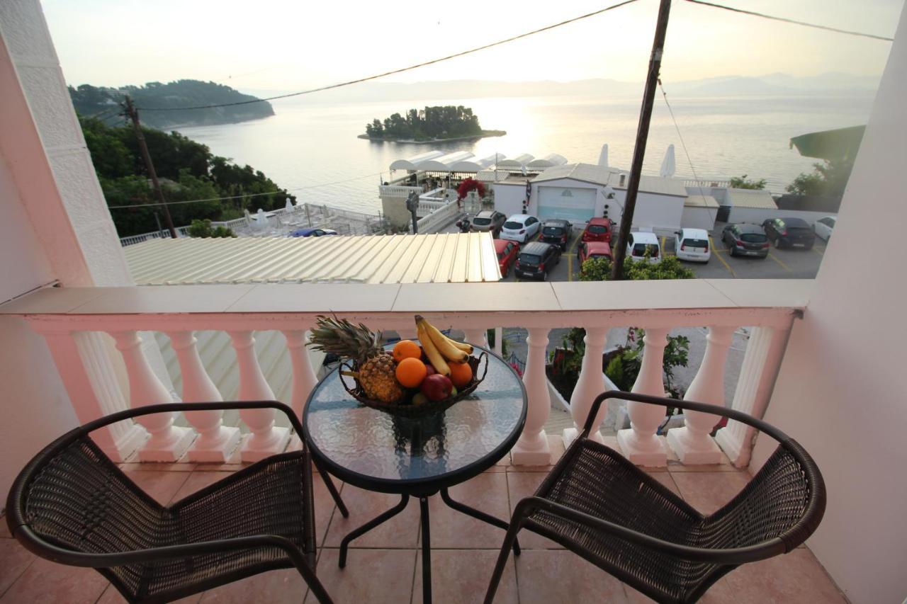 Batis Breeze * Perama (Corfu)